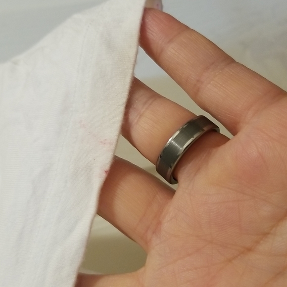 💥3/$10💥 Two Cropped Ringer Pocket Tees - Picture 12 of 12